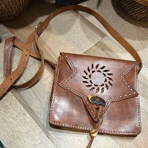 Brown leather crossbody bag
